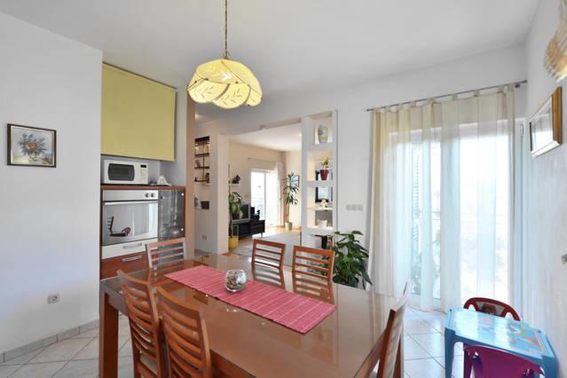 Apartment Lejo جيسينتسي الغرفة الصورة